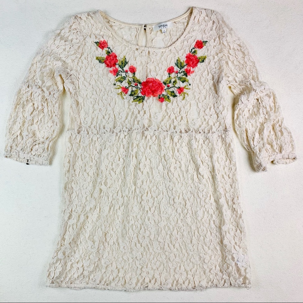 UMGEE | Cream Lace Top
